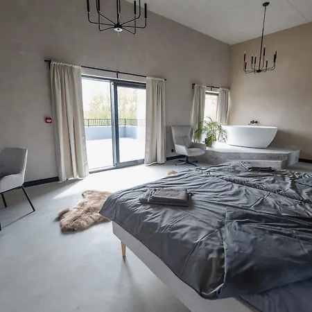 Ilmaveere Butiikhotell Ja Restoran Hotel *