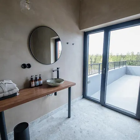 Ilmaveere Butiikhotell Ja Restoran * Obinitsa