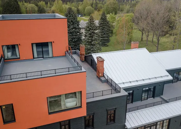 Ilmaveere Butiikhotell Ja Restoran * Obinitsa