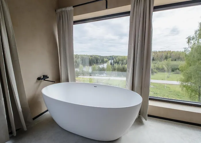 Ilmaveere Butiikhotell Ja Restoran فندق Obinitsa