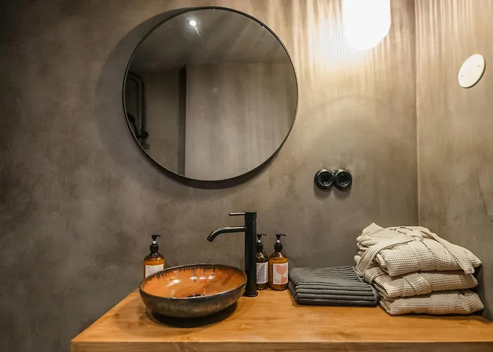 Ilmaveere Butiikhotell Ja Restoran Obinitsa