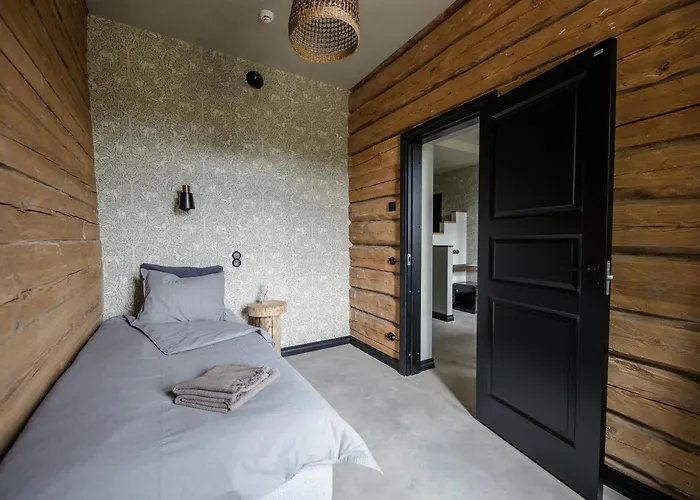 Ilmaveere Butiikhotell Ja Restoran فندق *