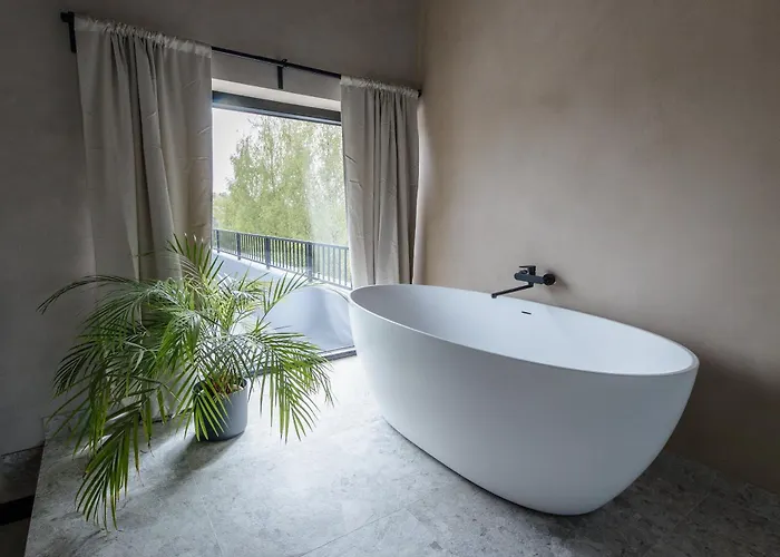 Ilmaveere Butiikhotell Ja Restoran فندق *